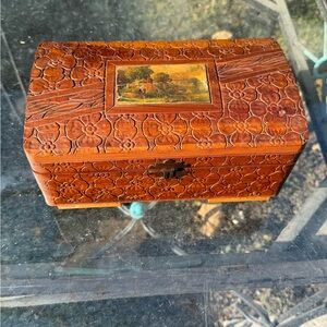 Vintage Hand Carved Wooden Jewelry/Keepsake Box-Floral Carved With Mirror Lid